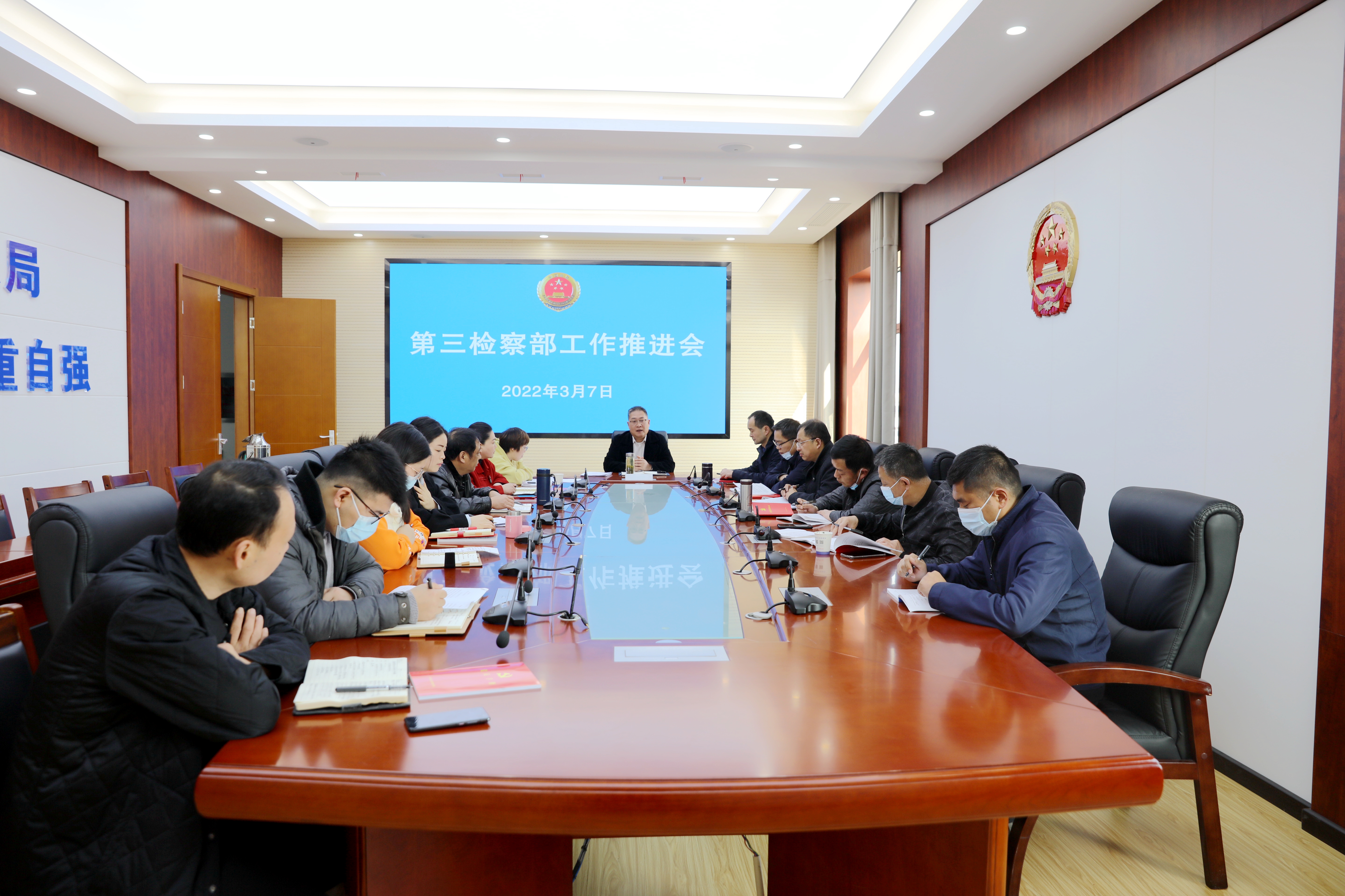 “面对面”调研、“点对点”指导——张亚检察长深入各部门部署推动“全面强化法律监督 着力提升办案质效”专项活动